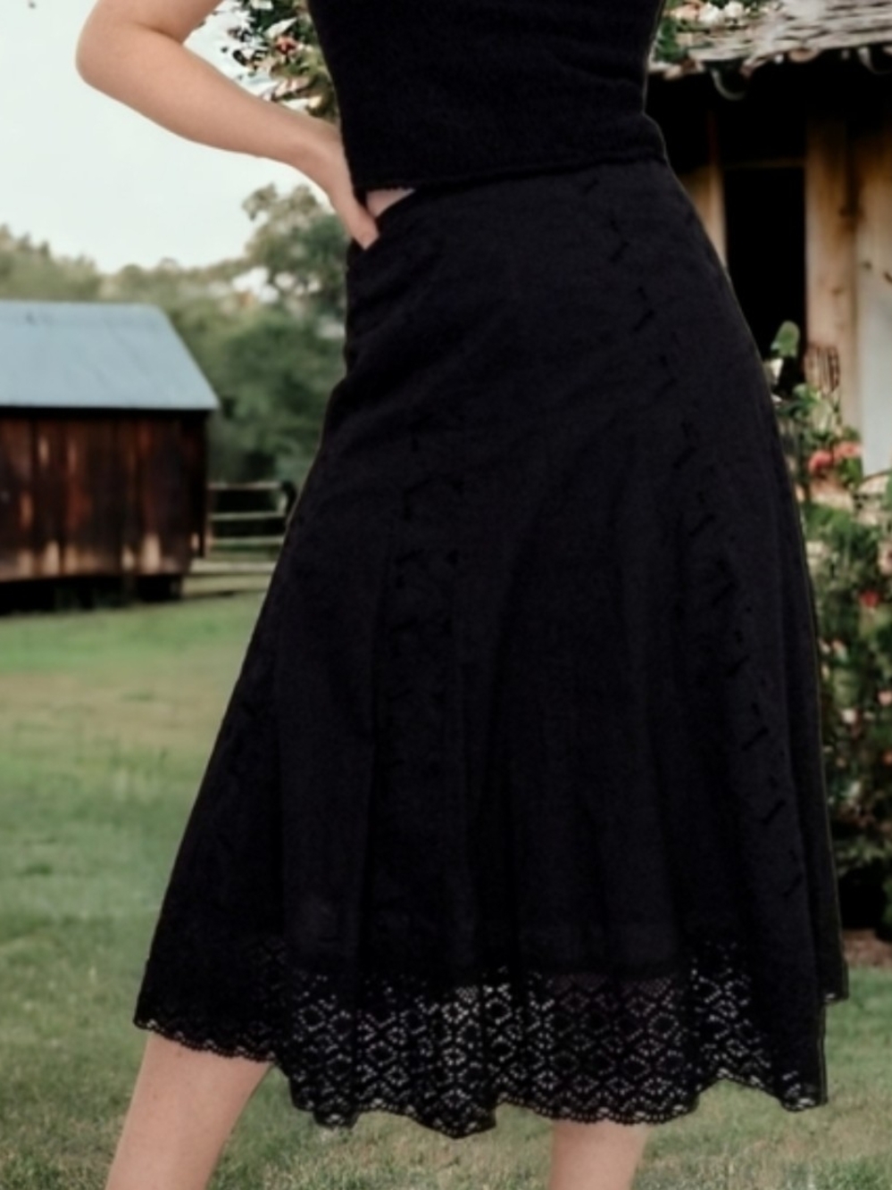 Women’s Black Lace-Hem A-Line Skirt
